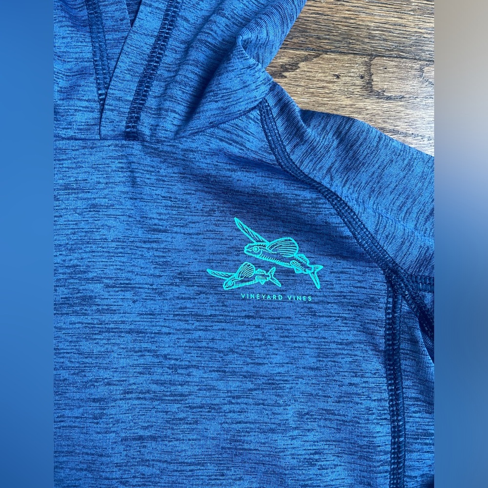 Kids Vineyard Vines sun shirt - Picture 2 of 5